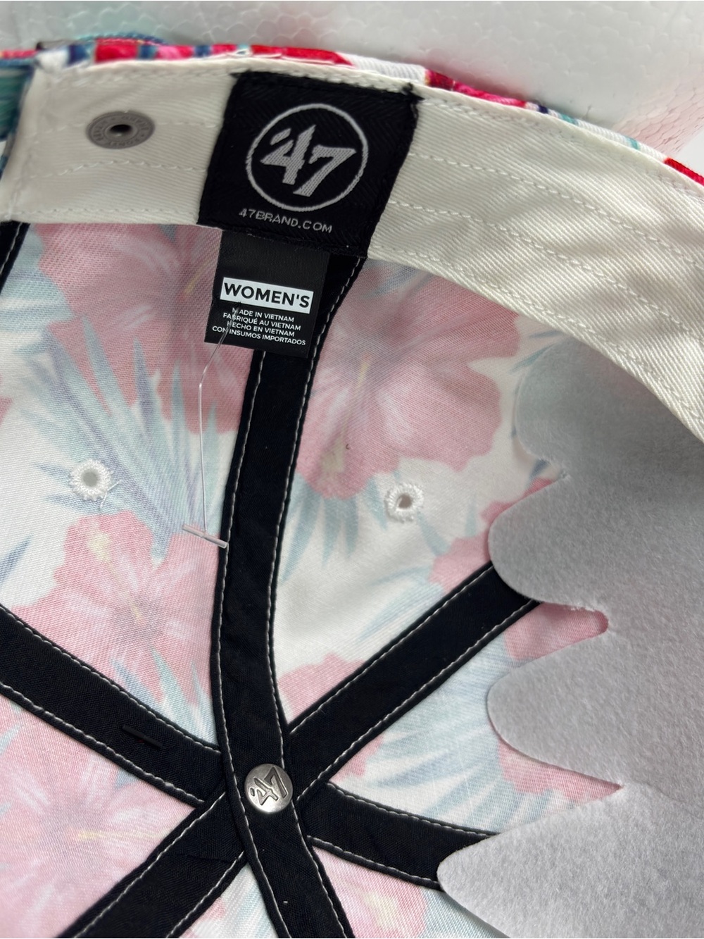47 Clean Up Atlanta Braves MLB Women’s White Pink Flowers Hat Cap Adj Tropical - Picture 8 of 11